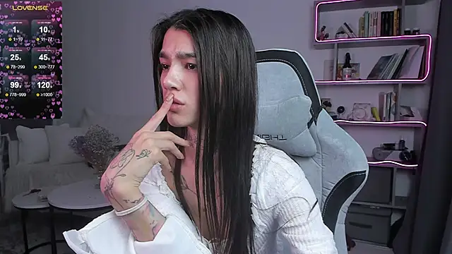 Snapshot of vinkitinkii chatting on March 17, 2025, 9:12 am vinkitinkii online show from March 17, 2025, 9:12 am