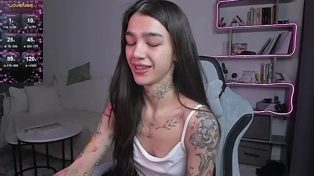 Snapshot of vinkitinkii chatting on March 19, 2025, 6:14 am vinkitinkii online show from March 19, 2025, 6:14 am