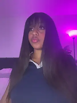 Snapshot of charlotteeruss chatting on February 8, 2026, 1:20 am charlotteeruss online show from February 8, 2026, 1:20 am