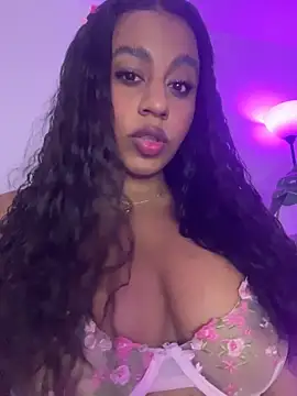 Snapshot of charlotteeruss chatting on February 24, 2026, 1:58 am charlotteeruss online show from February 24, 2026, 1:58 am