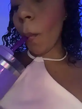 Snapshot of charlotteeruss chatting on March 7, 2026, 3:25 am charlotteeruss online show from March 7, 2026, 3:25 am