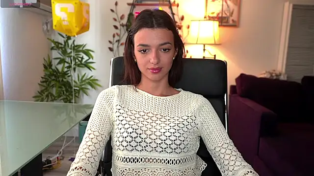 olivia jeas online show from May 8, 2026, 9:42 pm