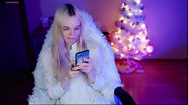 Emily Nyaffee online show from December 23, 2024, 12:25 am