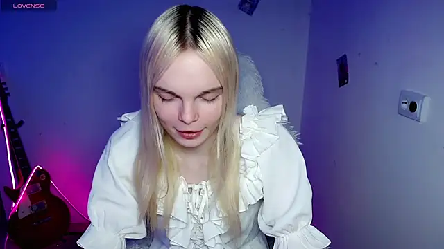 Emily Nyaffee online show from December 17, 2025, 6:36 pm