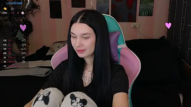 Amanda Tender online show from February 4, 2025, 9:10 pm