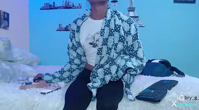 Tylerfordxxx online show from December 10, 2024, 1:54 am