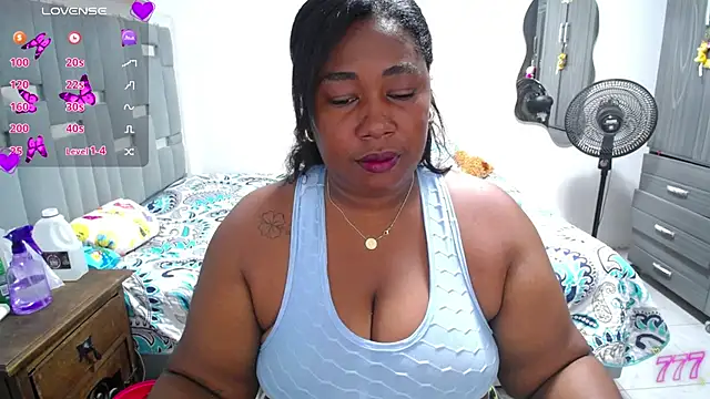 Snapshot of thickebonymilfF chatting on July 30, 2026, 6:23 am thickebonymilfF online show from July 30, 2026, 6:23 am