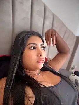NatashaBrown12 online show from April 25, 2026, 7:00 pm