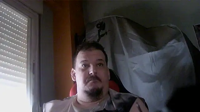 Snapshot of porkorossy chatting on July 29, 2026, 8:12 am porkorossy online show from July 29, 2026, 8:12 am