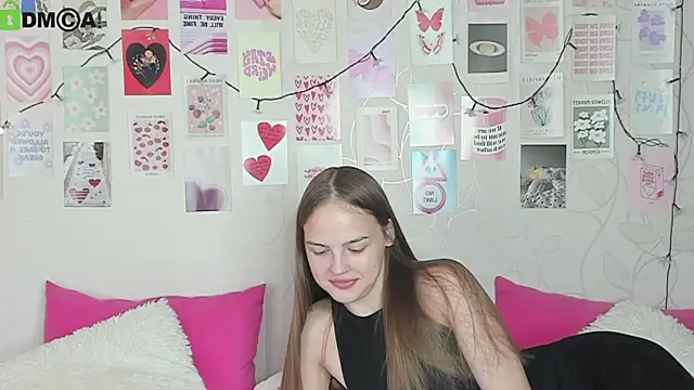 Snapshot of little_radiant_sun chatting on December 5, 2025, 9:40 am little radiant sun online show from December 5, 2025, 9:40 am