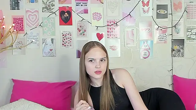 Snapshot of little_radiant_sun chatting on March 12, 2026, 9:04 am little radiant sun online show from March 12, 2026, 9:04 am