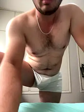 Snapshot of Soylu95 chatting on November 18, 2025, 8:19 am Soylu95 online show from November 18, 2025, 8:19 am