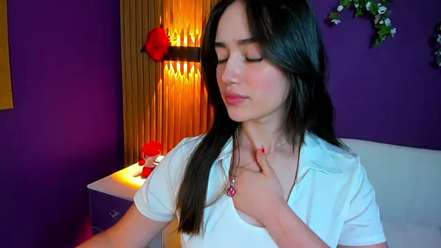 Kate Amaretto  online show from February 21, 2025, 9:11 pm