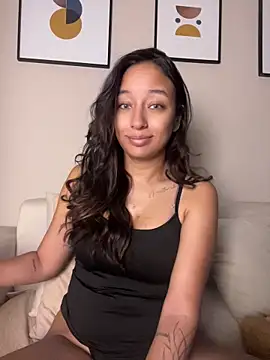 Snapshot of DianaHopson chatting on June 28, 2026, 11:38 am DianaHopson online show from June 28, 2026, 11:38 am