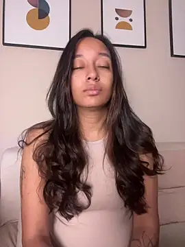 Snapshot of DianaHopson chatting on July 17, 2026, 10:33 am DianaHopson online show from July 17, 2026, 10:33 am