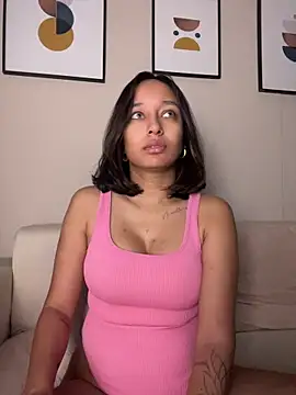 Snapshot of DianaHopson chatting on July 21, 2026, 10:28 am DianaHopson online show from July 21, 2026, 10:28 am