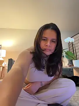 Snapshot of meepicgirl chatting on March 22, 2026, 4:27 am meepicgirl online show from March 22, 2026, 4:27 am