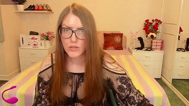Snapshot of AmandamurX chatting on June 21, 2026, 1:35 pm AmandamurX online show from June 21, 2026, 1:35 pm