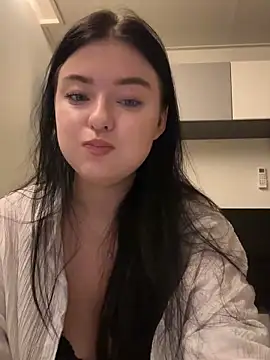 Angela Fosterr online show from November 8, 2025, 6:29 pm