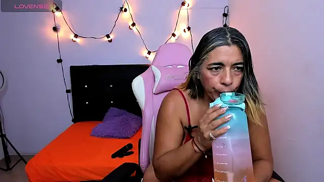 Snapshot of tammy_lynn69 chatting on January 11, 2025, 5:51 pm tammy lynn69 online show from January 11, 2025, 5:51 pm