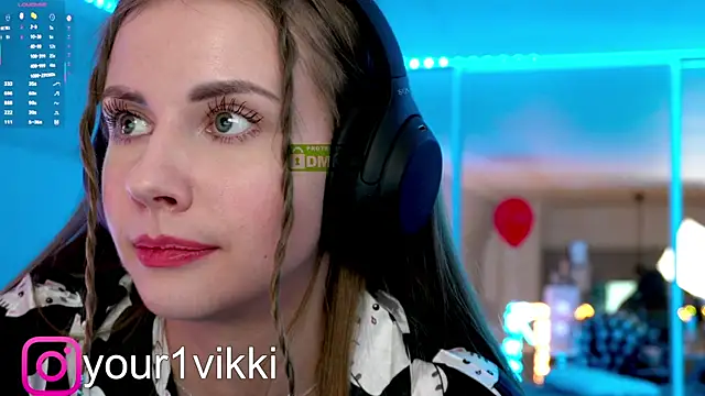 Snapshot of Vikki_Cheese chatting on February 22, 2025, 7:25 pm Vikki Cheese online show from February 22, 2025, 7:25 pm