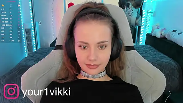 Snapshot of Vikki_Cheese chatting on February 28, 2025, 9:04 am Vikki Cheese online show from February 28, 2025, 9:04 am