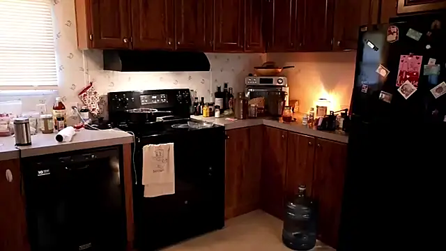 xxpixeyxx online show from September 11, 2025, 8:09 pm