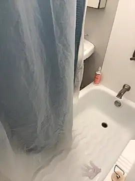 Snapshot of demonslayerr999 chatting on September 22, 2025, 6:04 am demonslayerr999 online show from September 22, 2025, 6:04 am