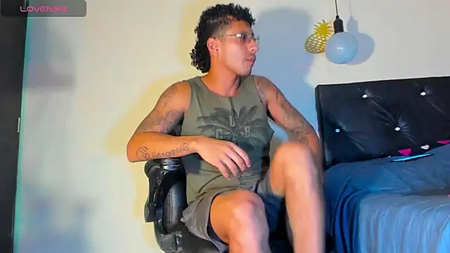 FuckHardlove online show from December 29, 2024, 12:30 am