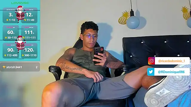 FuckHardlove online show from December 29, 2024, 3:33 am