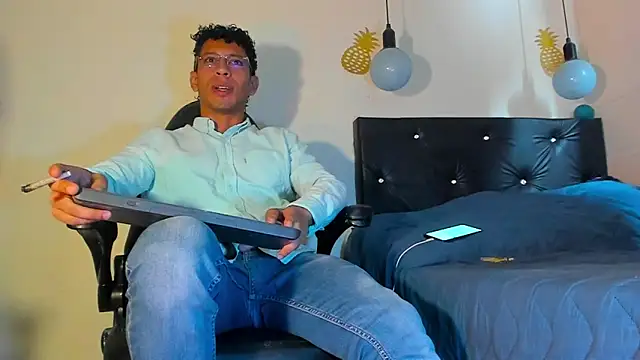 FuckHardlove online show from December 30, 2024, 2:51 pm