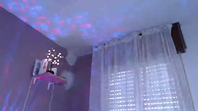 Snapshot of Latina_BigBoobs chatting on October 23, 2025, 10:25 am Latina BigBoobs online show from October 23, 2025, 10:25 am