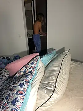 Snapshot of Ameellie chatting on January 27, 2025, 12:22 am Ameellie online show from January 27, 2025, 12:22 am