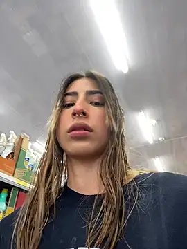 Snapshot of Ameellie chatting on March 19, 2025, 2:57 pm Ameellie online show from March 19, 2025, 2:57 pm