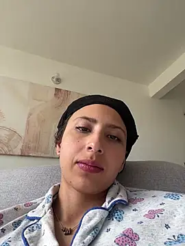 Snapshot of Ameellie chatting on November 23, 2025, 2:17 pm Ameellie online show from November 23, 2025, 2:17 pm