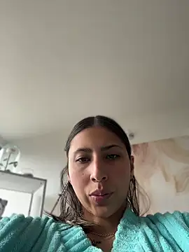 Ameellie online show from April 30, 2026, 2:45 pm