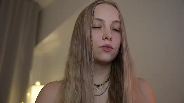 Snapshot of _Appr0ved_ chatting on January 24, 2025, 3:13 pm Appr0ved online show from January 24, 2025, 3:13 pm