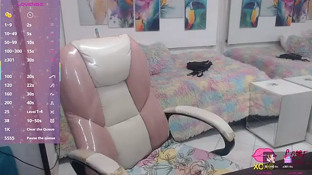 Snapshot of alegriamartinez chatting on November 23, 2025, 12:21 am alegriamartinez online show from November 23, 2025, 12:21 am