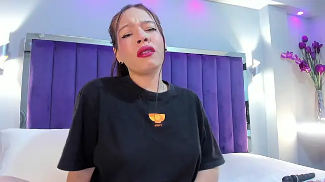 SaraRiley online show from October 27, 2025, 10:58 pm