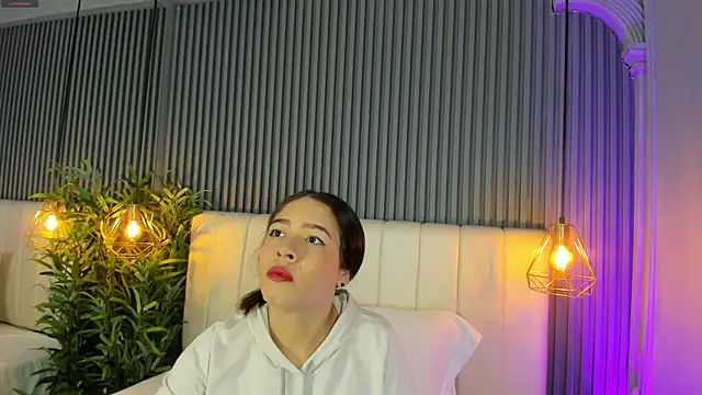 SaraRiley online show from December 13, 2025, 10:37 pm