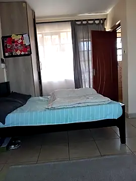 skiihot online show from December 15, 2025, 10:30 am