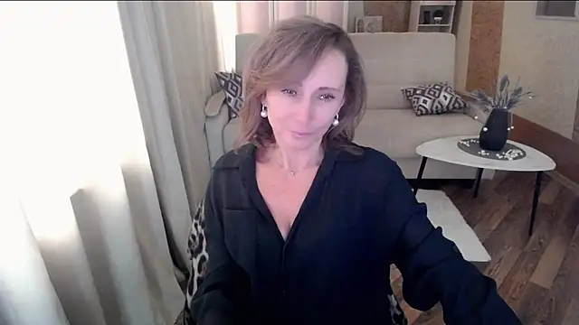 HornyMilf 777 online show from February 28, 2025, 11:36 am