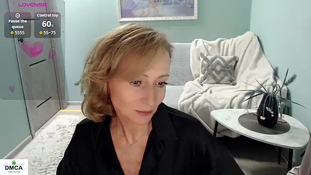 Snapshot of HornyMilf_777 chatting on May 8, 2026, 6:19 am HornyMilf 777 online show from May 8, 2026, 6:19 am