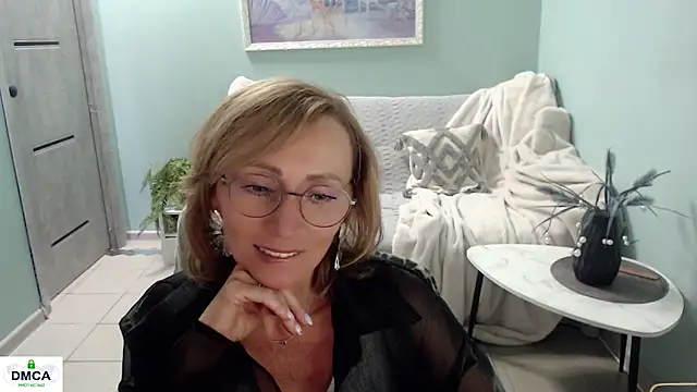 Snapshot of HornyMilf_777 chatting on August 3, 2026, 10:32 am HornyMilf 777 online show from August 3, 2026, 10:32 am