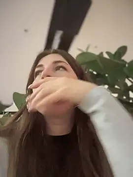 MommmyYummy online show from February 12, 2026, 2:56 pm