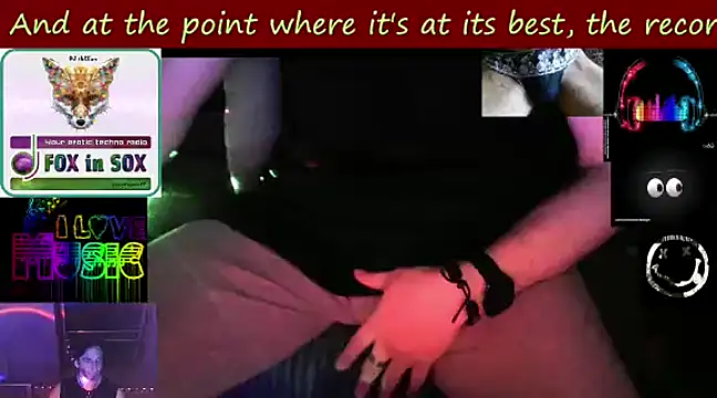 RevilO1180 online show from February 8, 2025, 5:40 am