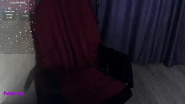 Snapshot of mia-joy chatting on June 7, 2026, 11:03 am mia-joy online show from June 7, 2026, 11:03 am