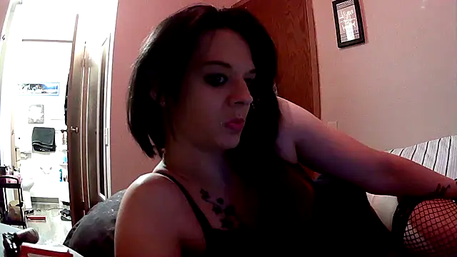 dangereyez0010 online show from February 8, 2025, 12:17 am