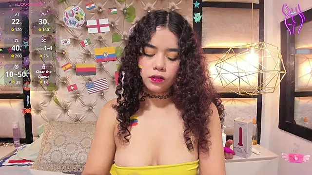 Snapshot of Angela_lovee chatting on June 17, 2026, 12:50 pm Angela lovee online show from June 17, 2026, 12:50 pm