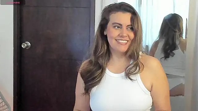 Snapshot of V_monse chatting on June 11, 2026, 2:15 pm V monse online show from June 11, 2026, 2:15 pm